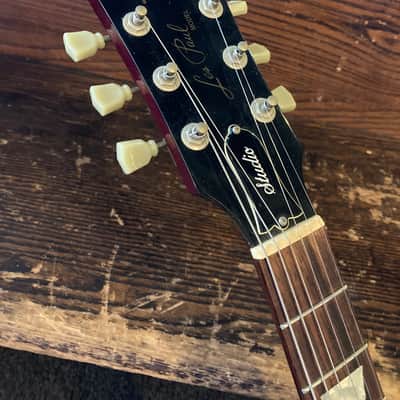 Gibson Les Paul Studio with Chrome Hardware 1998 - 2011 - Alpine White image 9