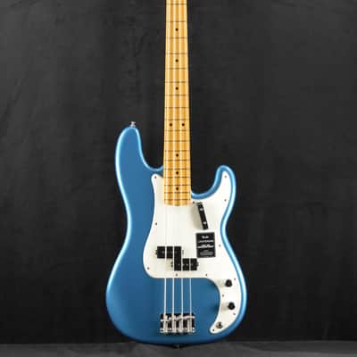Fender Vintera III Late '60s Precision Bass Lake Placid Blue Maple Fingerboard image 2