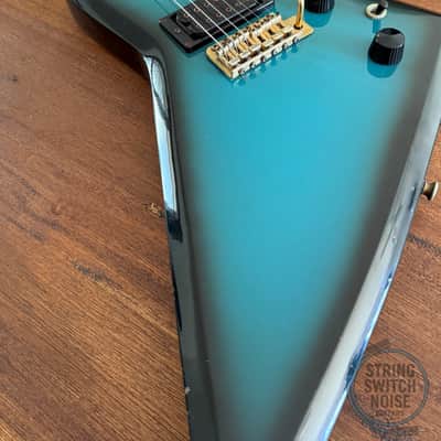 Aria Pro II, Explorer Guitar, ZZ Deluxe, Blue Black Burst, MIJ
