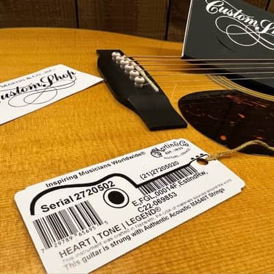 Martin Custom Shop 000-28 with Case image 4