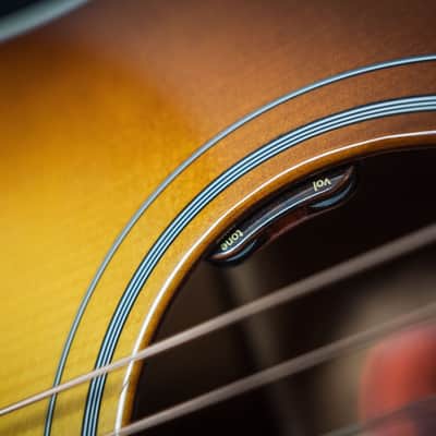 Gibson Hummingbird Custom Shop “Red Spruce” Honey Burst 2025 image 14