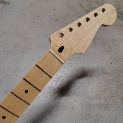Maple Strat Neck fits fender Stratocaster body 22 frets Modern Gloss image 1