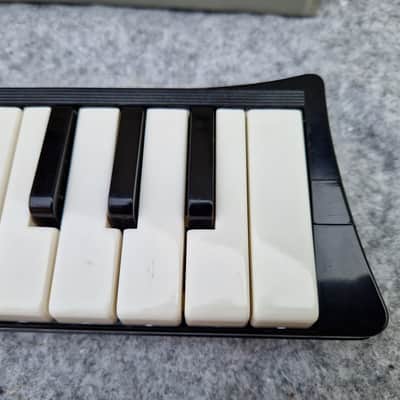 Hohner melodica piano 26 26鍵 グレー Hohner Melodica Piano 26 60s-70s - Grey Made in Germany | Reverb