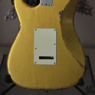 American Standard Fender Stratocaster Custom Relic Gold Sparkle image 13