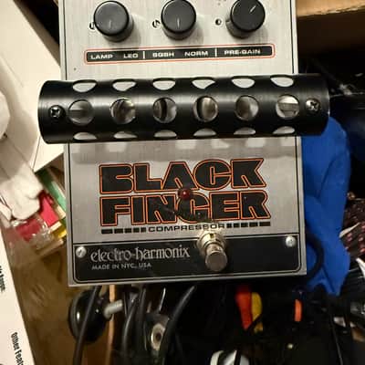 Electro-Harmonix Black Finger Compressor | Reverb