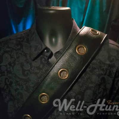 Well-Hung Grommet "MojoTone Black 'n Tan" 3" wide padded leather guitar strap aged brass grommets image 1
