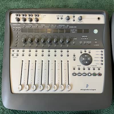 Digidesign Digidesign Digi 002 Console Firewire Audio Interface/Mixer with Control Surface Mid-2000s image 2