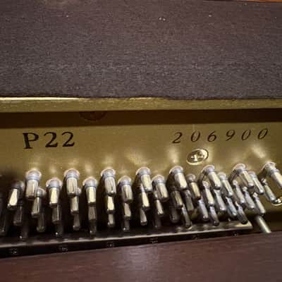 Yamaha piano P22 uplight image 4