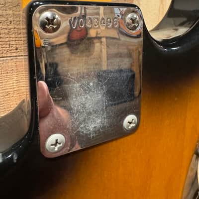 Fender American Vintage '57 Reissue Stratocaster 1989 2-Tone Sunburst image 9