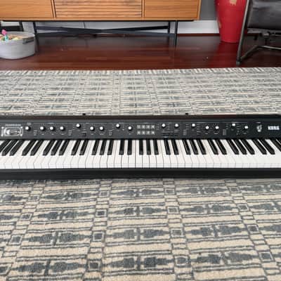 Korg SV1-88 Stage Vintage Digital Piano 2009 - Present - Black with White / Black Keys image 2