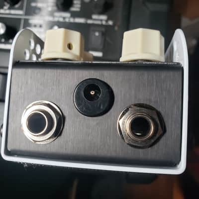 ThorpyFX Hanami Germanium Fuzz 2025 - Present - Black / White image 5