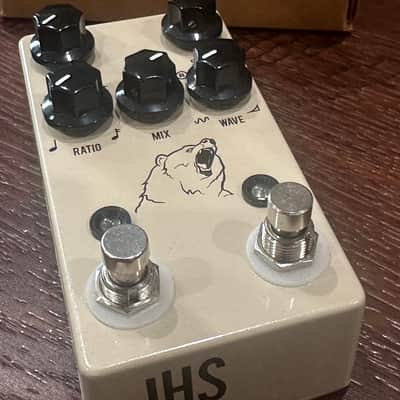 JHS Kodiak Tremolo | Reverb