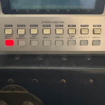 Akai s3000i (s3000 with internal SCSI expansion) image 7