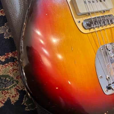 Fender Jazzmaster 1959 - Sunburst with Gold Anodized Pickguard image 13