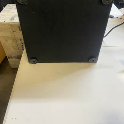 Powered 1x10" Compact 250w Subwoofer Speaker Cab image 5