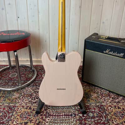 Fender Limited Edition American Pro II Tele Thinline MN 2024 - Transparent Shell Pink image 6
