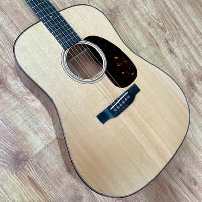 Martin D-18 Modern Deluxe 2022 Natural image 7