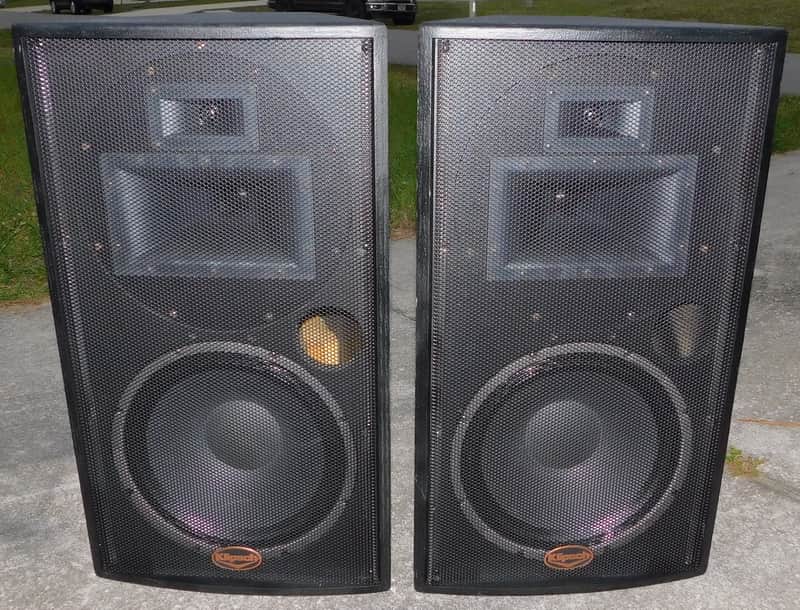Klipsch KI-362 professional series 15" 3 way speakers image 1