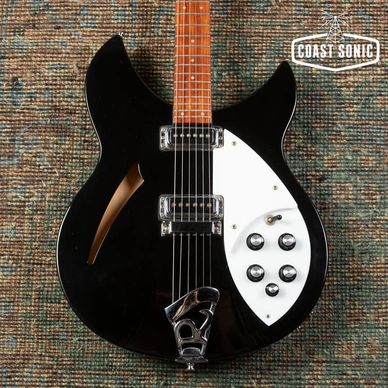 1999 Rickenbacker 330 Jetglo made in USA w/ original case image 1