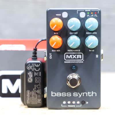 MXR MB301 Bass Synth Sub-Octave, Envelope and Lush Modulation Bass Effect Pedal image 7