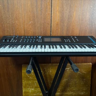 Yamaha MODX6+ 61 Semi-weighted Key Synthesizer w/ box image 5