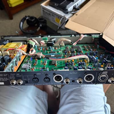 Yamaha SPX990 Professional Multi-Effect Processor 1990s - Black image 2