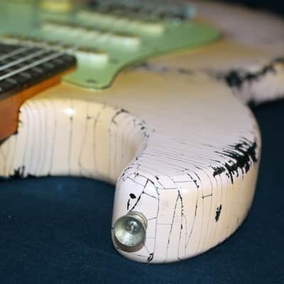 VTT-Relics Strat Style 2026 - Heavy Relic Pink/Black image 6