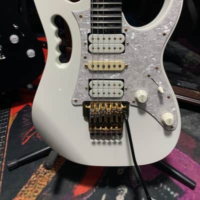 Ibanez JEM7V-WH Steve Vai Signature with Ebony Fretboard 1993 - 2003 - White image 3