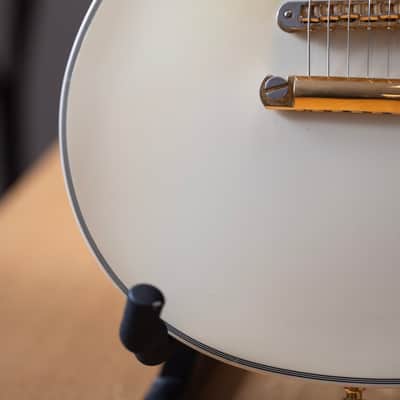 2007 Gibson Custom Les Paul Custom - in Naturally Aged Alpine White image 9