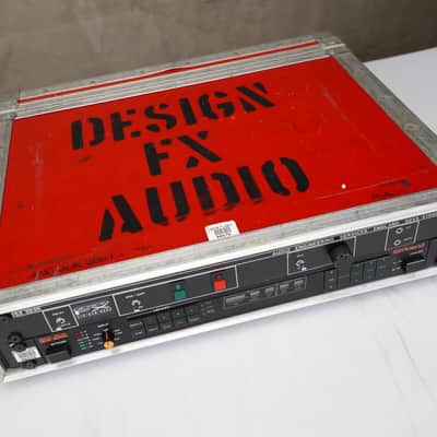 Roland SDE-3000 Digital Delay & AES SX303R Sample Trigger w/ Case #59086 image 7