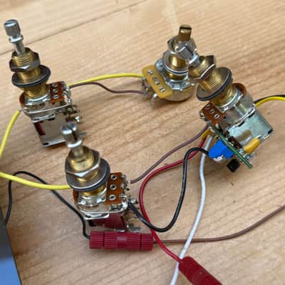 Gibson CTS Switchcraft Les Paul Wiring Harness: Push-Push Pots, Coil Splits, 10dB Boost Circuit image 3