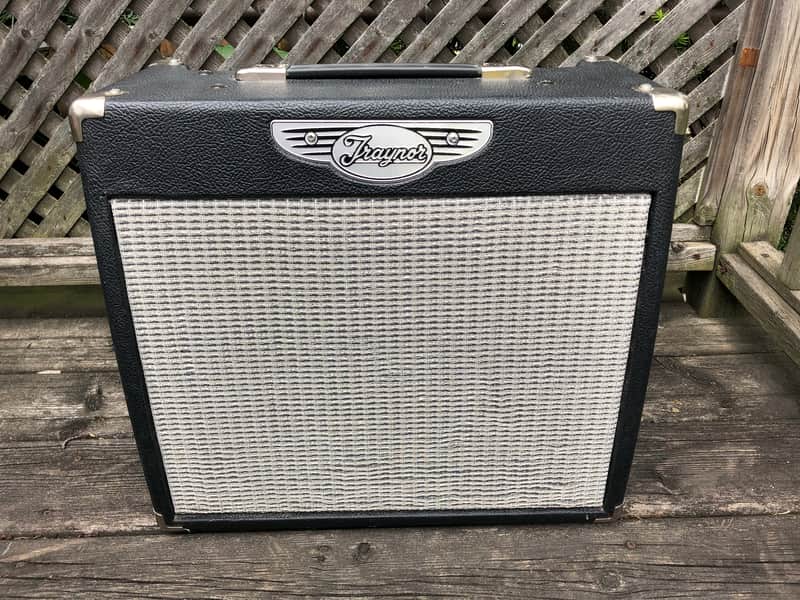 TRAYNOR YCV20 Custom Valve 15-Watt Amplifier + accessories image 1