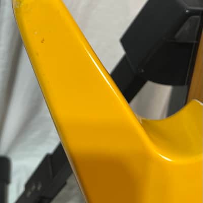 Dean Hollywood Z Early 1980s -  yellow and black image 13