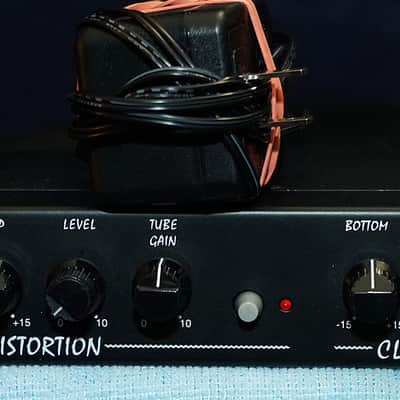 Rocktron GAINIAC Classic Tube-Based Guitar Preamp and Distortion image 8