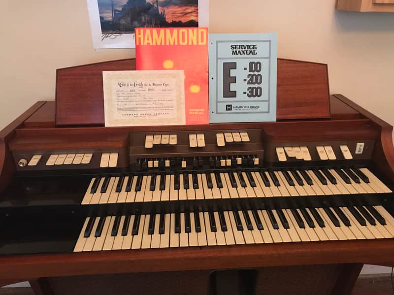 Hammond E-300 w/ bench and pedals E-311 1966 image 1
