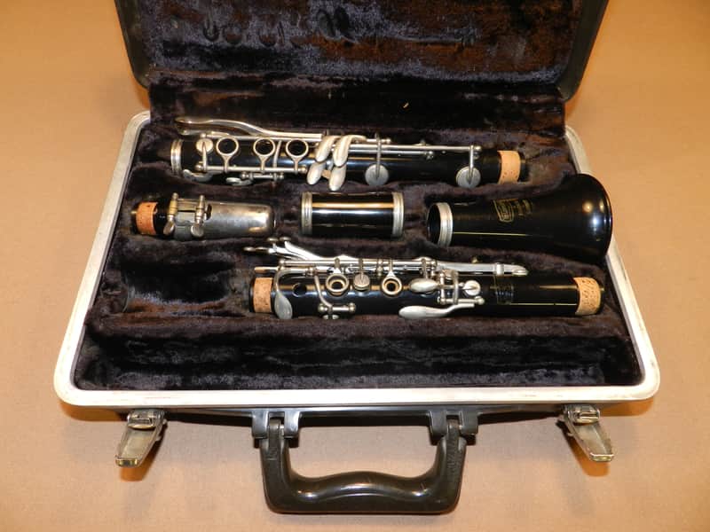Selmer Bundy Resonite Student Clarinet