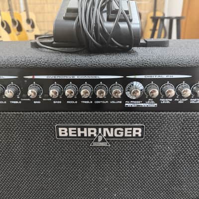 Behringer VT100FX Virtube image 6