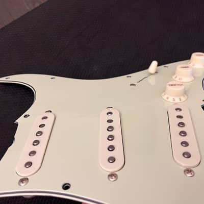 Fender Vintera III Early 60's Stratocaster Loaded Pickguard image 5