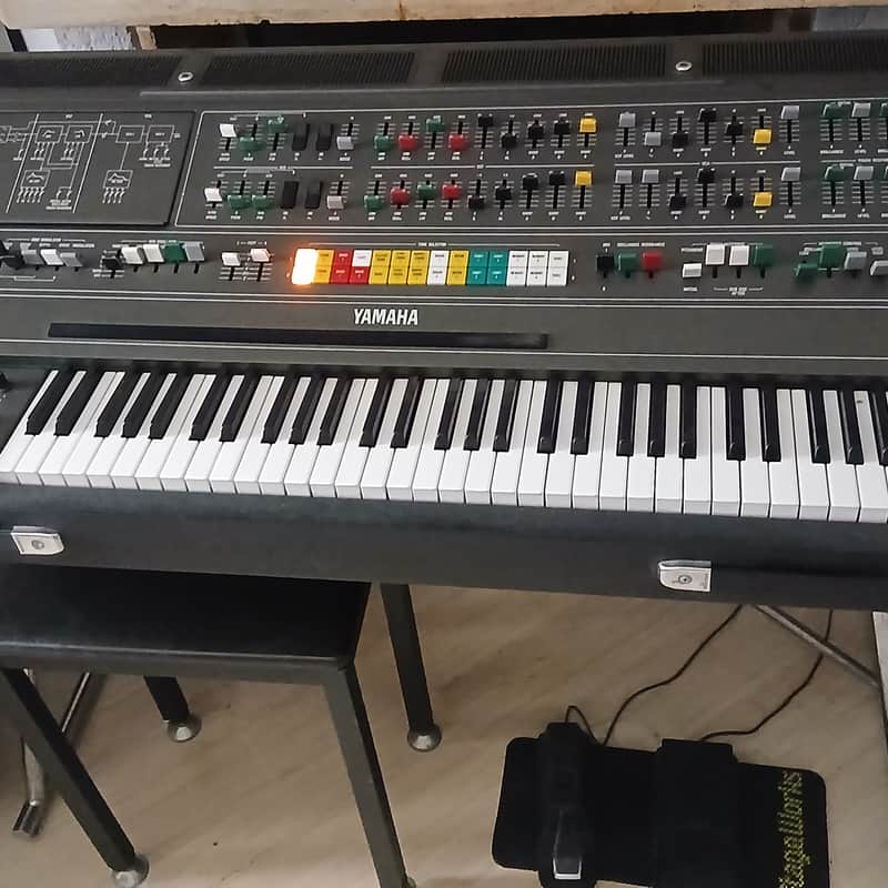 Yamaha CS-80 Polyphonic Synthesizer 1977 - 1979 - Black