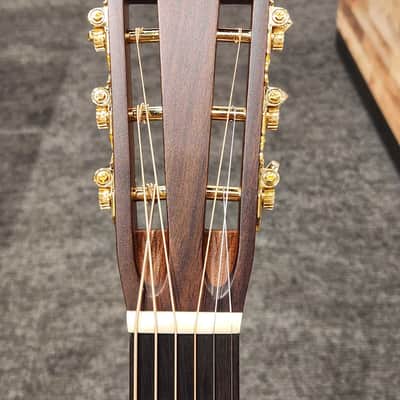 Martin Custom Shop 000-C24 Firehouse Guitars Exclusive Grand Auditorium Acoustic Guitar, Solid Spruce Top, Aged Tone Natural image 8