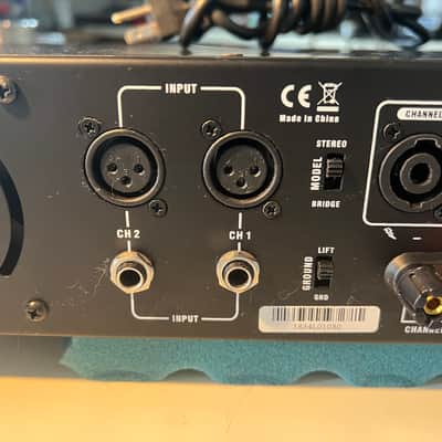 Gemini XGA-2000 Professional 2000-Watt Rackmount Power Amp w/ IEC power cable & rack mount bolts/washers. image 6
