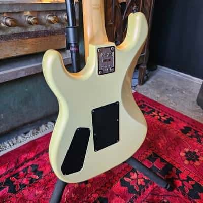 1986 Kramer Baretta Pearl White image 9