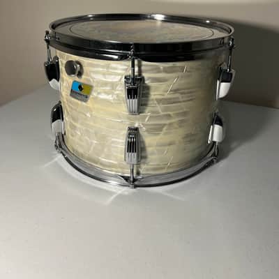 Ludwig Classic Maple 70’s - White Marine Pearl image 7