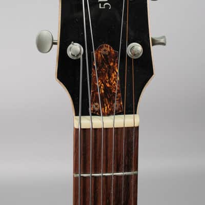 Godin 5th Avenue Kingpin Cognac Burst image 5