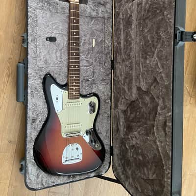 Fender American Professional Jaguar - 3-Color Sunburst image 2
