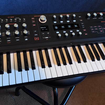 ASM Hydrasynth 49 — original packaging - 8-Voice Wave Morphing Synth, Poly Aftertouch