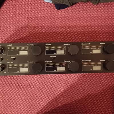 Waves L2 Hardware Ultra Maximizer Mastering Limiter image 1