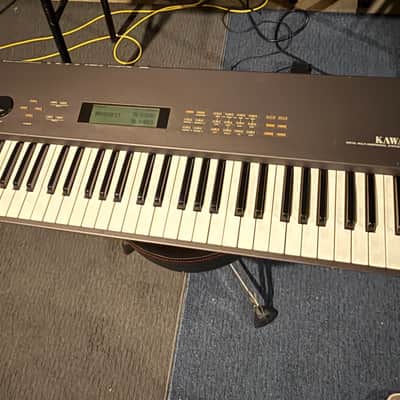 Kawai K5 61-Key Digital Synthesizer 1987 - Black