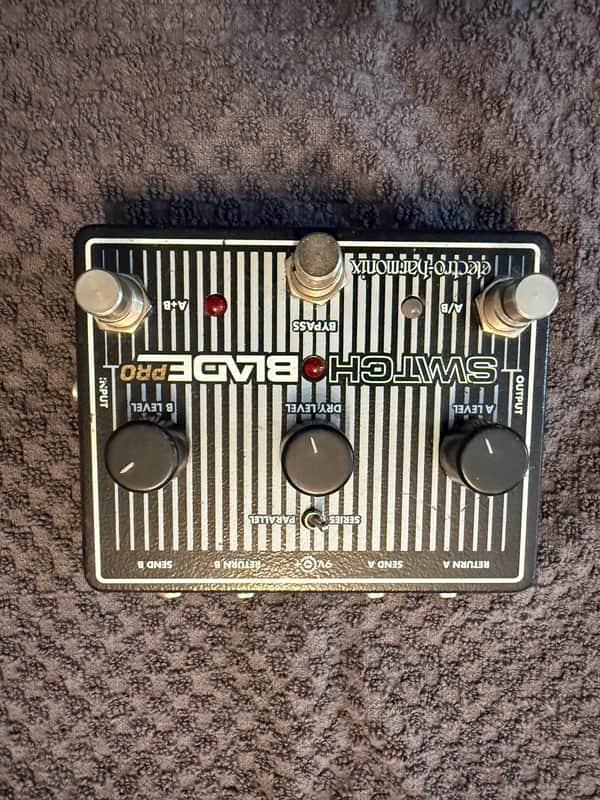 Electro-Harmonix Switchblade Pro Deluxe Channel Selector 2019 - Present - Black / Graphic image 1
