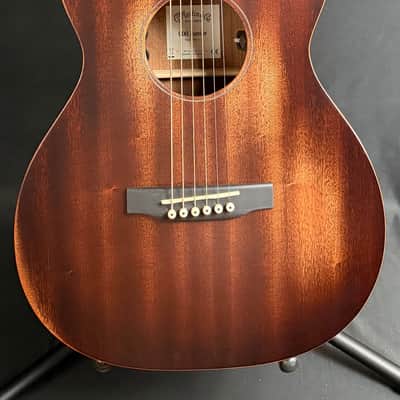 Martin 000C Jr. E StreetMaster Cutaway Acoustic-Electric Guitar w/ Case (643) image 1